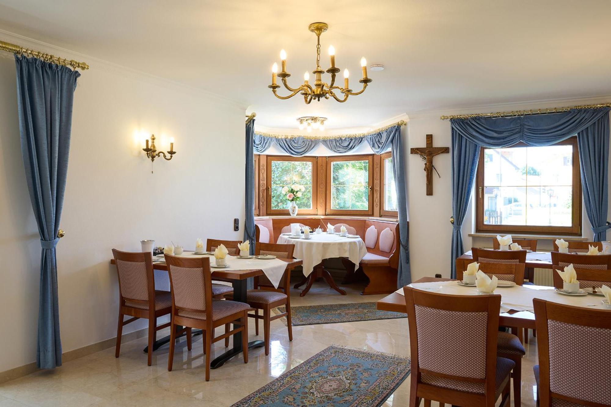Hotel Garni Demmel Брукмюль Экстерьер фото
