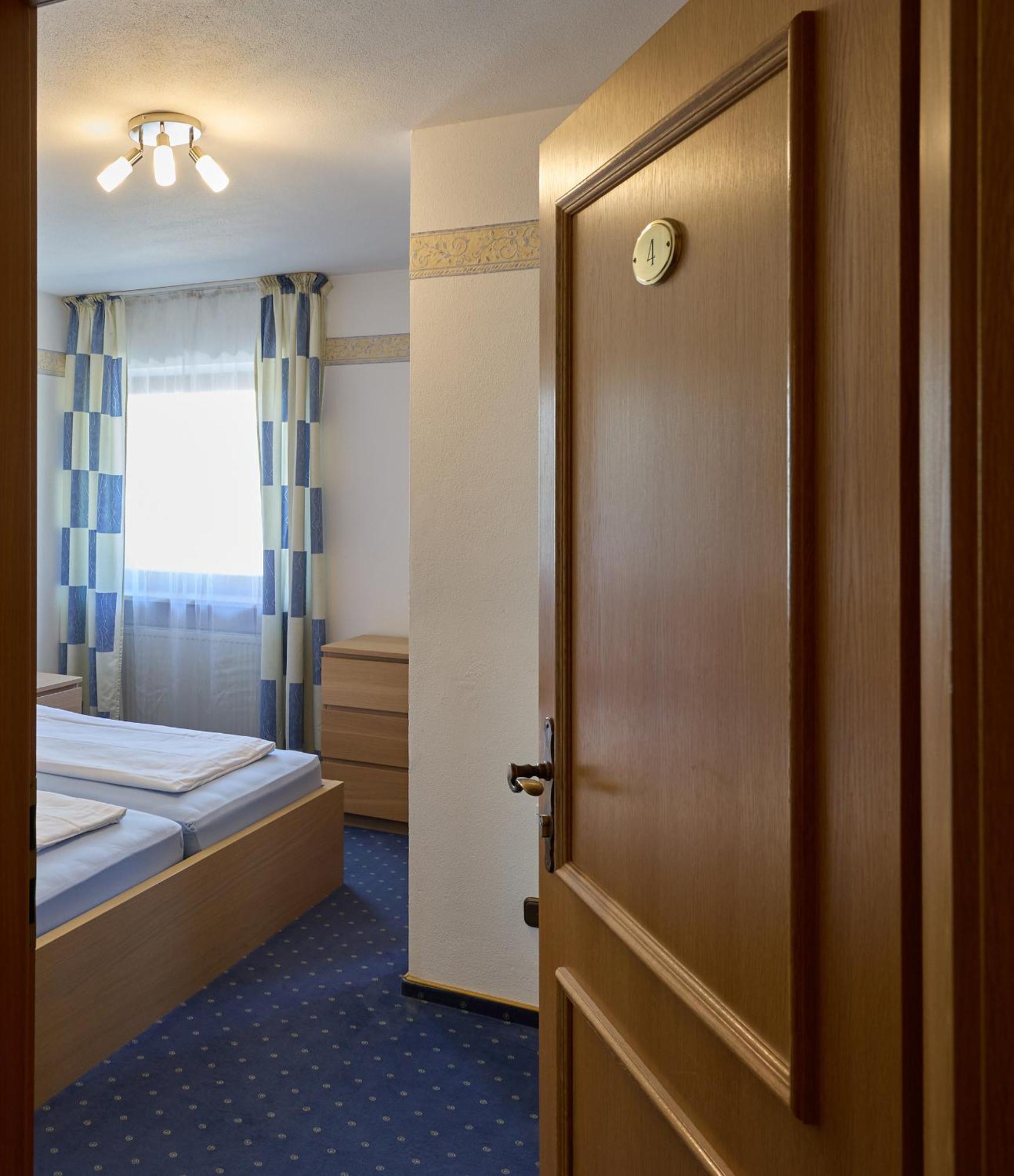 Hotel Garni Demmel Брукмюль Экстерьер фото